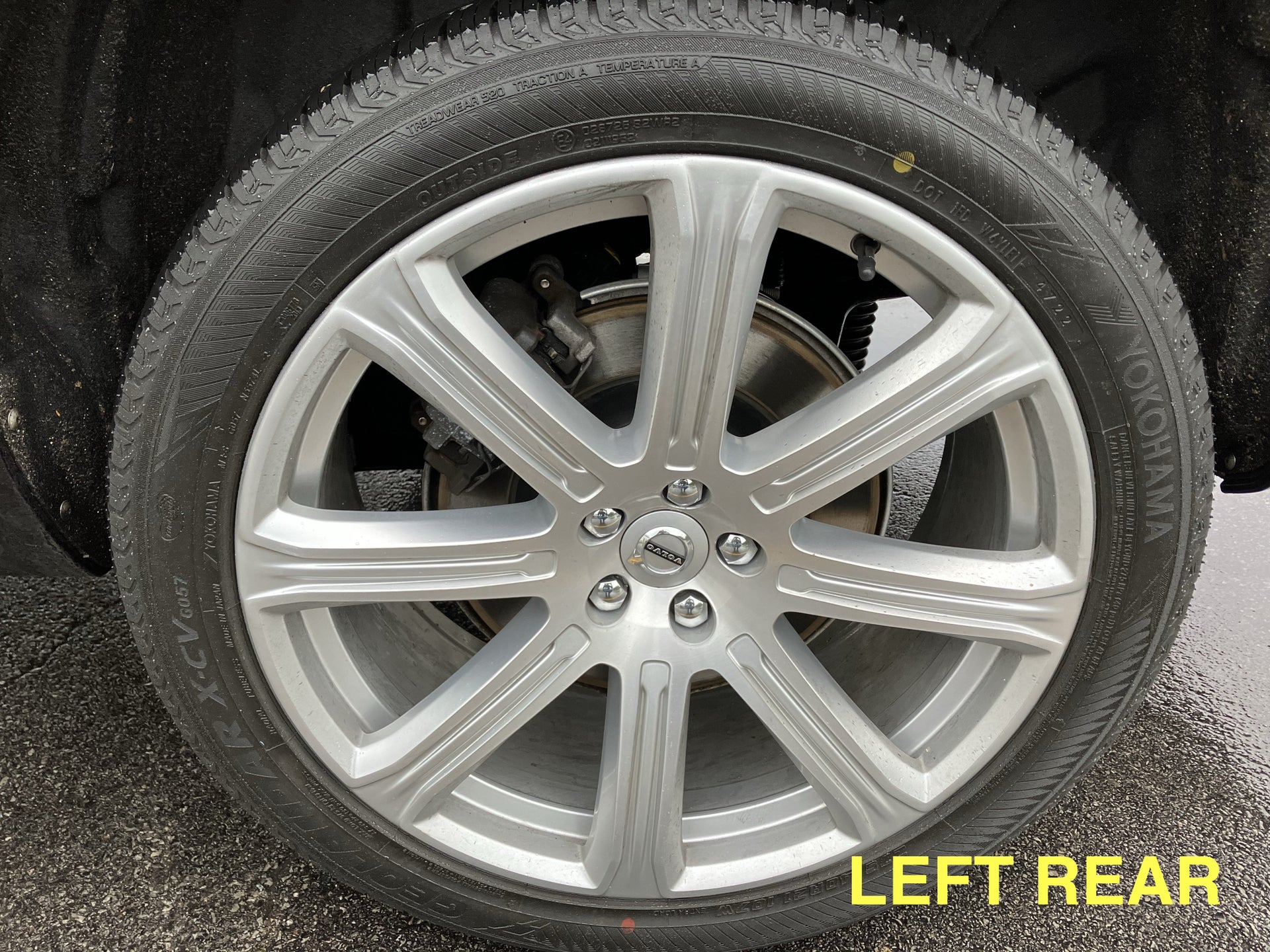XC90 21” Wheels - 8-Spoke Silver Diamond Cut (31445015) + XC90 21” Wheels - 8-Spoke Silver Diamond Cut (31445015) +